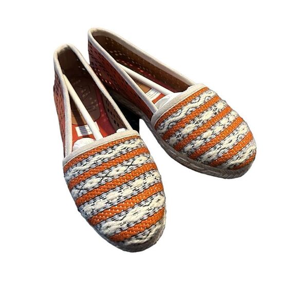 Women's Cobra Society Molly Lazer Cut Tapestry Espadrille Flats Size 38 (8) NIB - Picture 5 of 12